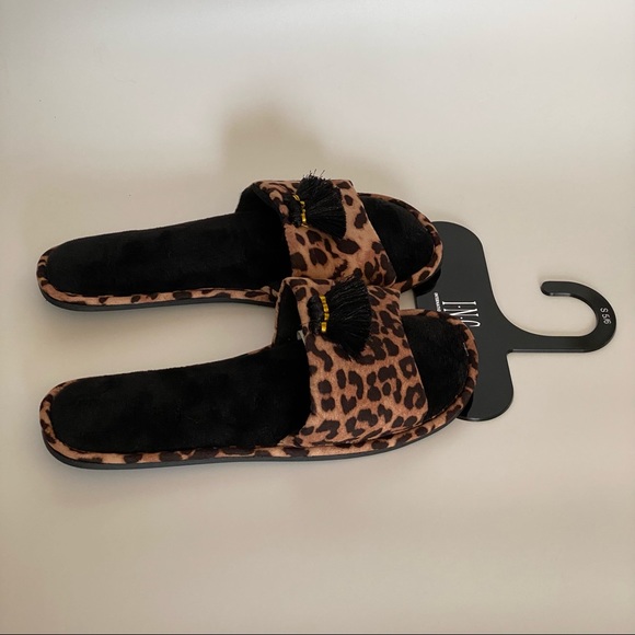 INC International Concepts Women’s Leopard Open Toe Slippers - Picture 4 of 7